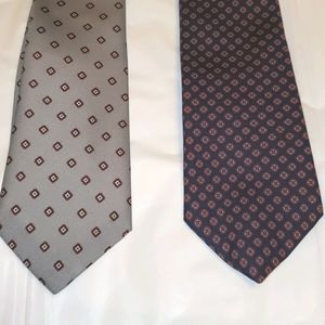 Ties very good condition